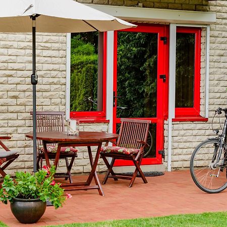 Family Inn Cottage With Terrace Palanga Kültér fotó